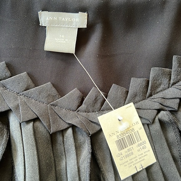 NWT Ann Taylor Pleated Collar Silk Black Blouse Top Womens Sz 14 - Picture 11 of 16